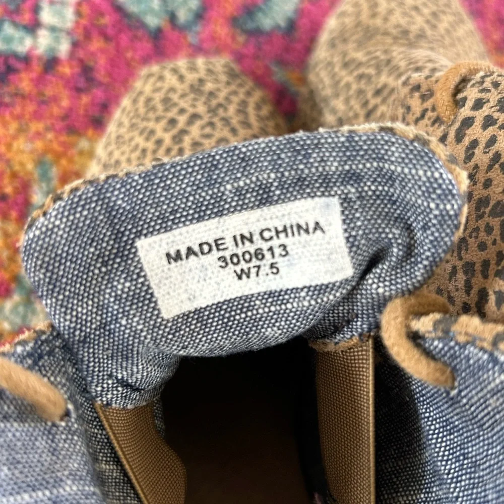 Toms | Women’s tan/black Kala Desert Cheetah Leopard Print Wedge laceup shoe 7.5